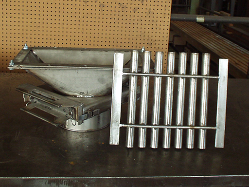 magnetic particle separator grate using rare earth magnets