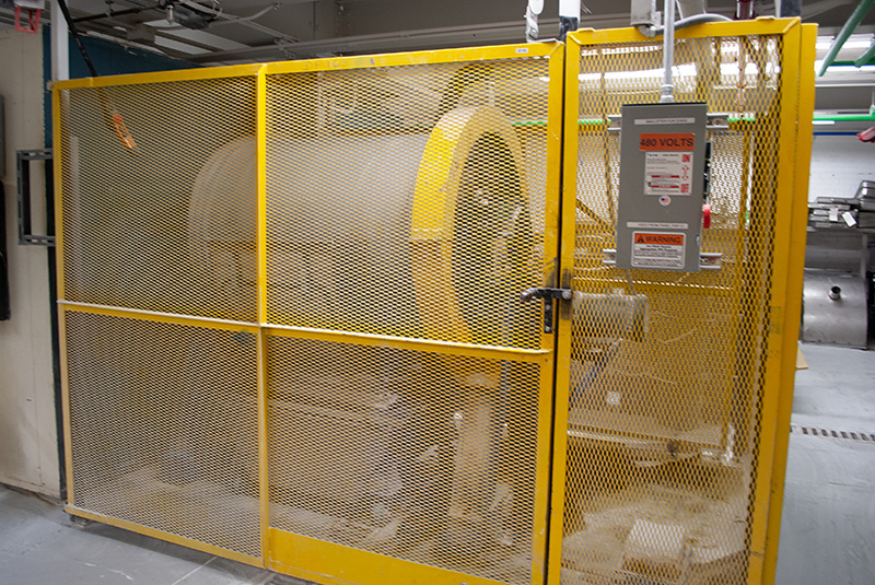Machine guard or cage (yellow)