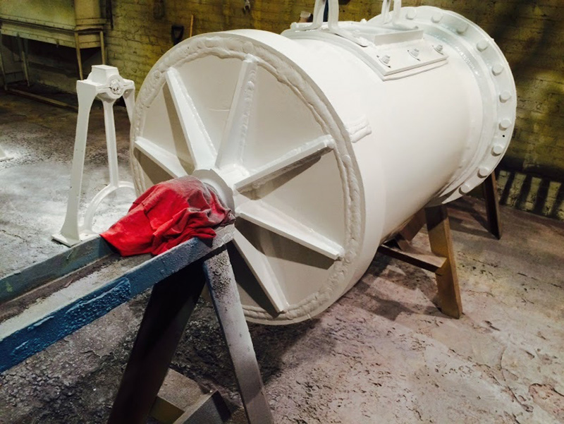 Painter cylinder portion of a ceramic ball mill